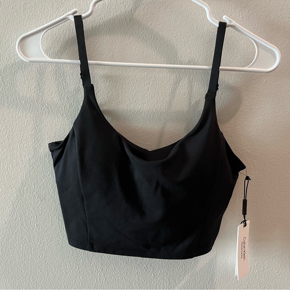 ⭐️ NWT - CALVIN KLEIN PERFORMANCE WOMENS LOW IMPACT CROP TOP - New with tags! - Picture 3 of 10